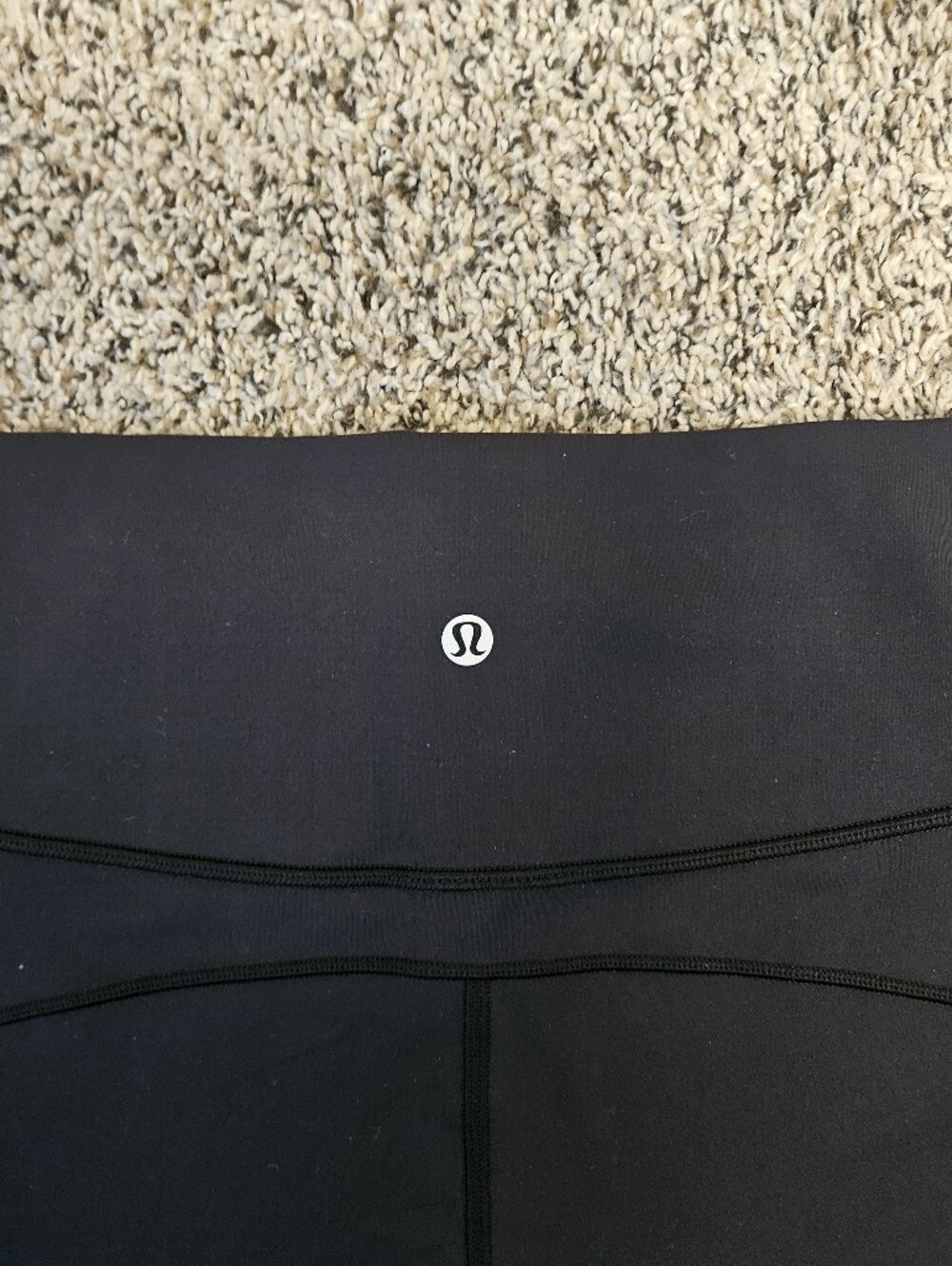 🦋lululemon athletica Movement Everlux Black Leggings Size 4, Inseam 25